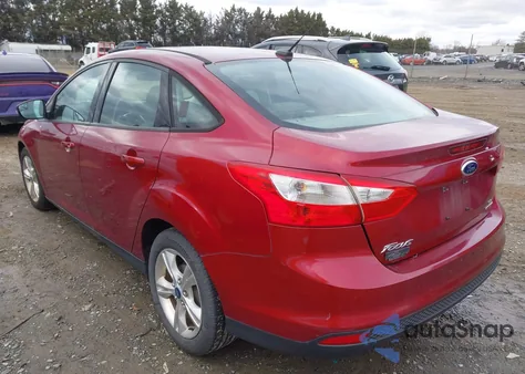 2014 Ford Focus Se z USA, uszkodzony, nr VIN 1FADP3F25EL147739